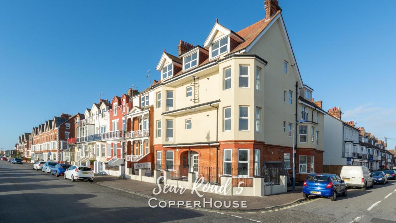 Beautiful Apartments On The Sea Front - Sea Road 5 Felixstowe Exterior foto